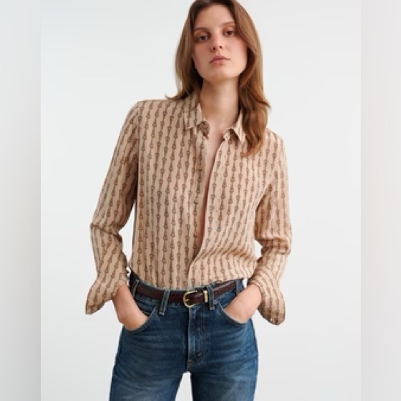 🌟 NWTNili Lotan Gaia Slim Printed Shirt in Horse Strap Print